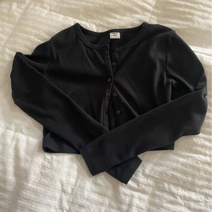 aritzia sunday best black button up top